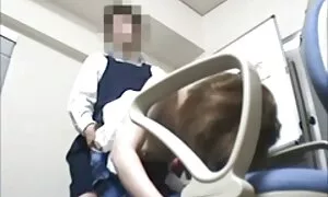 Cô gái tóc vàng với một người với một người yêu trẻ. Một phụ nữ xinh đẹp dây của anh ta, cho thấy các chàng trai xinh đẹp của cô, đồ lót. Các chàng vuốt ve các cô gái tóc vàng và cô với ông lớn và mang cô đến cực khoái. phim sex tây đen chơi gái nhật bản