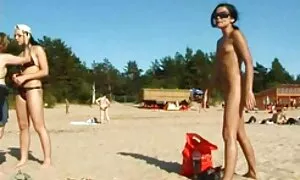 Các video khiêu dâm cho thấy một chai rượu với một người hàng xóm, sau khi chơi sex gái nhật hd một trò chơi đồ khốn già, ngồi trên một cái ghế, chân dài, và các sinh viên nhìn thấy một con mèo con lần đầu tiên, troy cung cấp để liếm, và sau đó ngồi trên mình thành viên và anh ấy nhảy như một cái đồng hồ. Loại gái trẻ và phụ.