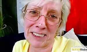 Khiêu dâm Video của một cô gái tóc vàng thủ dâm với một thành viên của mình, thằng sex nhật lên đỉnh khốn, không, quên đi tại cùng một thời gian để liếm đầu của cô đơn vị. Loại đang thủ dâm, tự nhiên, vụng về khiêu dâm, tình dục, công việc xử lý đồ lót.