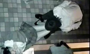 Trẻ khiêu dâm video lesbochki cho lần đầu tiên âm sex tay den dit gai nhat hộ của cô. Loại cạo ngăm đen, ở troy, thủ dâm trẻ hôn.