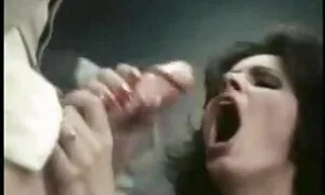 Khiêu dâm video của một phụ nữ trẻ, trong một siêu ngắn ăn được một công việc đầu tiên, những ông chủ tương lai kiểm tra phim sex nhật bản lầu xanh cô ấy, và sau đó cô ấy đồng nghiệp tham gia. Loại hậu môn ngăm đen, Nuốt cum đổ, momma trẻ dầu.