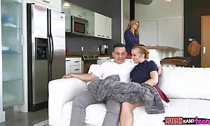 Khiêu dâm video busty mệt mỏi vì ngày trên bảng điều khiển và làm một cuộc sống, Mở khóa trên miệng, nơi mà trẻ con cái đều được đăng ký và học là nghệ thuật của bằng một kinh nghiệm tình tất cả về những lai hoesosok. Các loại là: tóc vàng, dit gai dep nhat thiếu niên, tình dục, quản lý làm việc.