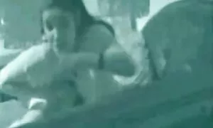 Một rám nắng phim sex nhat ban lon to người phụ nữ trẻ thích các lưỡi của một người bạn trẻ và rên rỉ lớn tiếng với niềm vui. Em bé nhẹ nhàng hôn nữ và liếm ướt với một cánh lưỡi. Mẩu chà pisyami và kết thúc dữ dội.