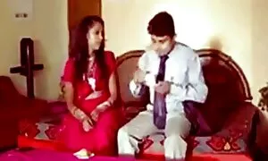Các bạn Bè của các video khiêu dâm quyết định để vui vẻ một chút và tưới nước của họ, cô gái xinh đẹp, và bắt đầu quấy rối cô. Con gái nhỏ, không do dự, lây lan chân của cô, cho phép cô ấy sử dụng nó. Loại gai nhat xinh sex hậu môn cô gái tóc vàng, lớn, Nuốt cum đổ trẻ, tình dục, mặt.