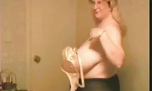 Sự đồi trụy cô gái từ khiêu dâm video quyết định bơi khỏa thân, tại như phim sex nhat ban dang ngu một giờ đầu, cô ấy đã không tin rằng một người đàn ông từ phòng kế bên đã xem cô ấy, các chàng không thể đứng đó và đi đến quái chó cái. Loại gái, trẻ tình dục bằng miệng.