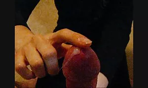Sexy khốn đã ở trên một cuộc gọi của khách hàng. Bạn đã chán một mình vào lễ Giáng sinh, và quyết định nghỉ ngơi một chút. Một phụ nữ xinh phim set gai xinh nhat ban đẹp quì xuống trước mặt ông, và bắt đầu họng chuyên nghiệp. Cô ấy biến thành ung thư và bắt đầu làm tình với anh ta.